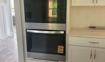 222 Silvercrest Dr, Acworth, GA 30101