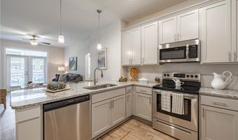 10525 Stony Bluff Dr 102, Ashland, VA 23005