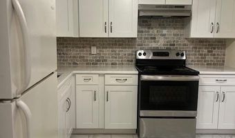 44 W 56TH St, Bayonne, NJ 07002