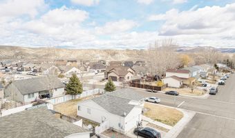 304 Rolling Hills Dr, Elko, NV 89801