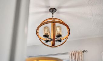 152 Lake St, Auburn, ME 04210