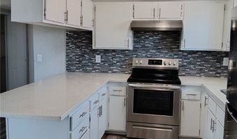 445 N 14th St D, Las Vegas, NV 89101