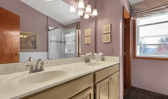 623 Laurel Oak Ct, Westerville, OH 43081