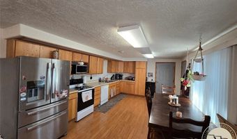 6 E Wabasha Ave, Baker, MT 59313