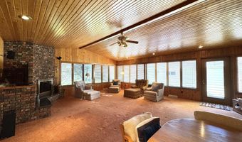 1733 Marshall Rd, Aberdeen, SD 57401