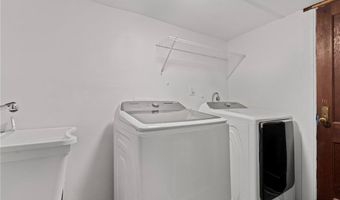 963 Hartford Ave, Johnston, RI 02919