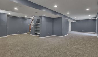 9310 Prestwick Green Dr, Columbus, OH 43240