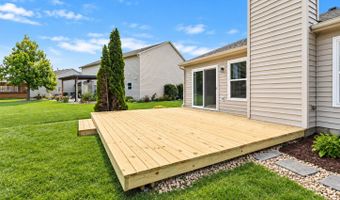 3020 Shadow Lake Dr, Indianapolis, IN 46217