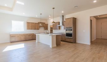 3644 Red Arroyo Dr, Alamogordo, NM 88310