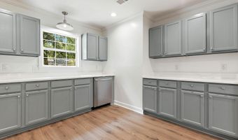 426 Demontluzin Ave, Bay St. Louis, MS 39520