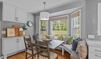 75 Walnut Dr, East Greenwich, RI 02818