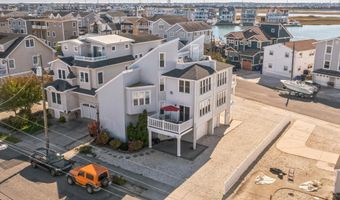 694 21st St, Avalon, NJ 08202