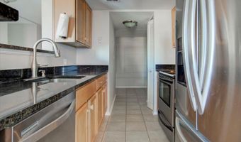 1001 N VERMONT St 810, Arlington, VA 22201