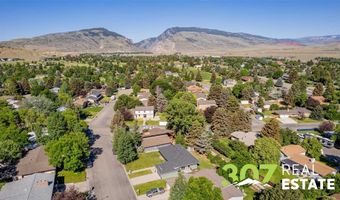 1207 Birch Ln, Cody, WY 82414