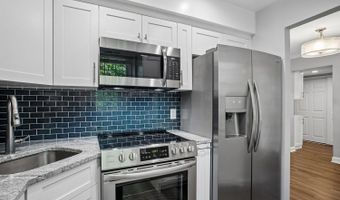 4815 31ST St S B1, Arlington, VA 22206