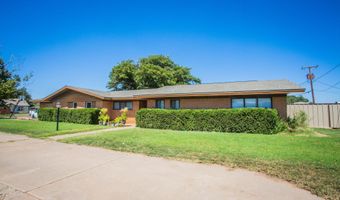 812 1st St, Abernathy, TX 79311