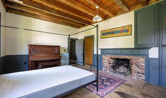 1199 Goss Hill Rd, Barnet, VT 05821
