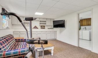471 Linden Ln, Antioch, IL 60002