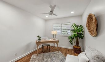 121 Kaha St, Kailua, HI 96734