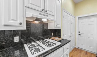 4102 Oberlin Way, Addison, TX 75001