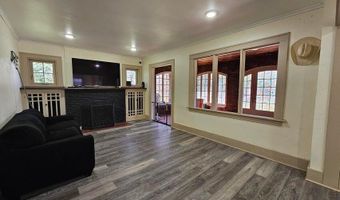 633 Marshall St, Allegan, MI 49010