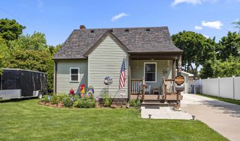 902 E FREMONT St, Appleton, WI 54915