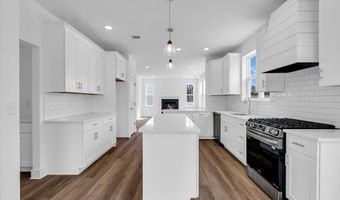 1 Southern Blvd, Bayville, NJ 08721