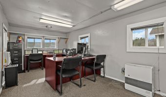 6738 State Highway 273, Anderson, CA 96007