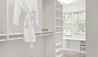 5165 Wellshire Pl, Atlanta, GA 30338