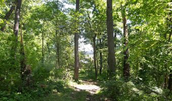 7040 Loy Rd, Arena, WI 53503
