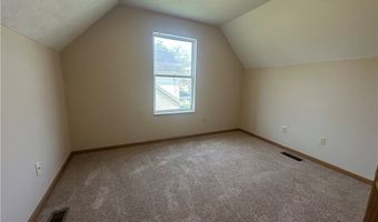 1012 W 34th St, Ashtabula, OH 44004
