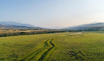 40 Castle Rock Rd, Cody, WY 82414