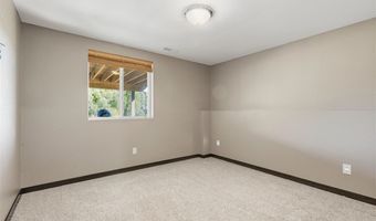 22980 105th St, Anamosa, IA 52205