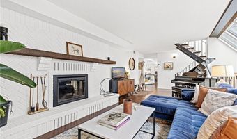 401 River Ln, Anoka, MN 55303