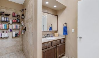 9201 Brookside Cir, Spring Valley, CA 91977