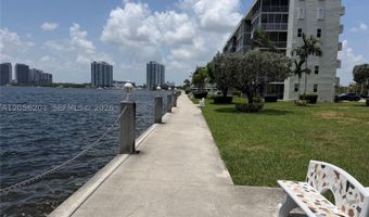 3020 Marcos Dr S-307, Aventura, FL 33160