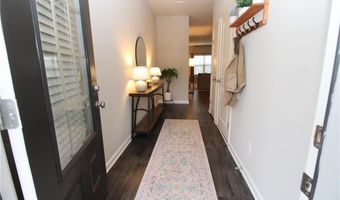 96 Auburn Crossing Dr, Auburn, GA 30011