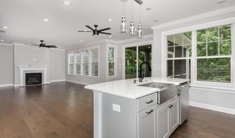 2914 Farmhouse Dr, Apex, NC 27502