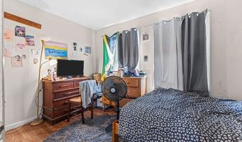 76 Ethan Allen Pkwy, Burlington, VT 05408
