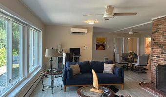 2660 GREENBRIAR Ln #B, Annapolis, MD 21401