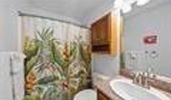 1444 W Kuiaha, Haiku, HI 96708