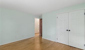 350 Essex Rd, North Kingstown, RI 02852