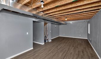 2832 21st St SW, Altoona, IA 50009