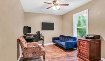 26689 W Pine St, Antioch, IL 60002