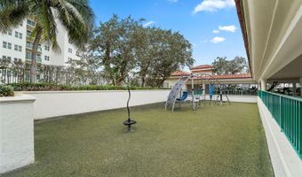 19900 E Country Club Dr 212, Aventura, FL 33180