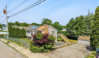 38 County St, Blackstone, MA 01504