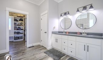 8877 Week Creek Rd, Casper, WY 82609