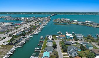 213 W Bogue Sound Dr, Atlantic Beach, NC 28512