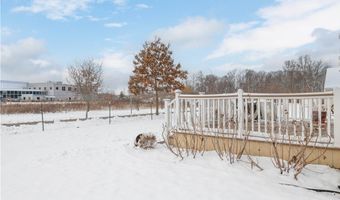 373 Pebble Creek Ct, Amherst, OH 44001