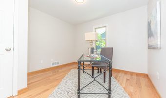 2728 Kimberley Rd, Ann Arbor, MI 48104